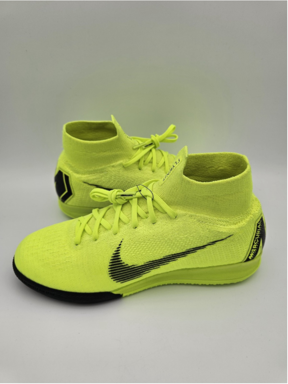 Nike SuperflyX 6 Elite IC Volt Black Indoor Soccer Shoes Mens Sz 6/Wmns 7.5 RARE